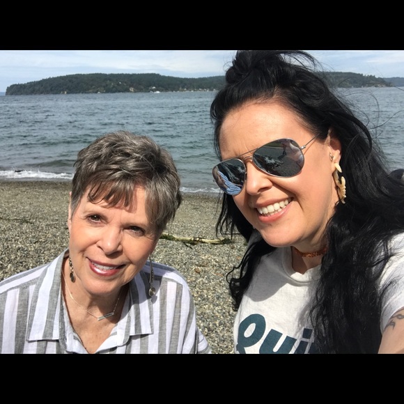 Meet your Posher, Bobi - Picture 2 of 4